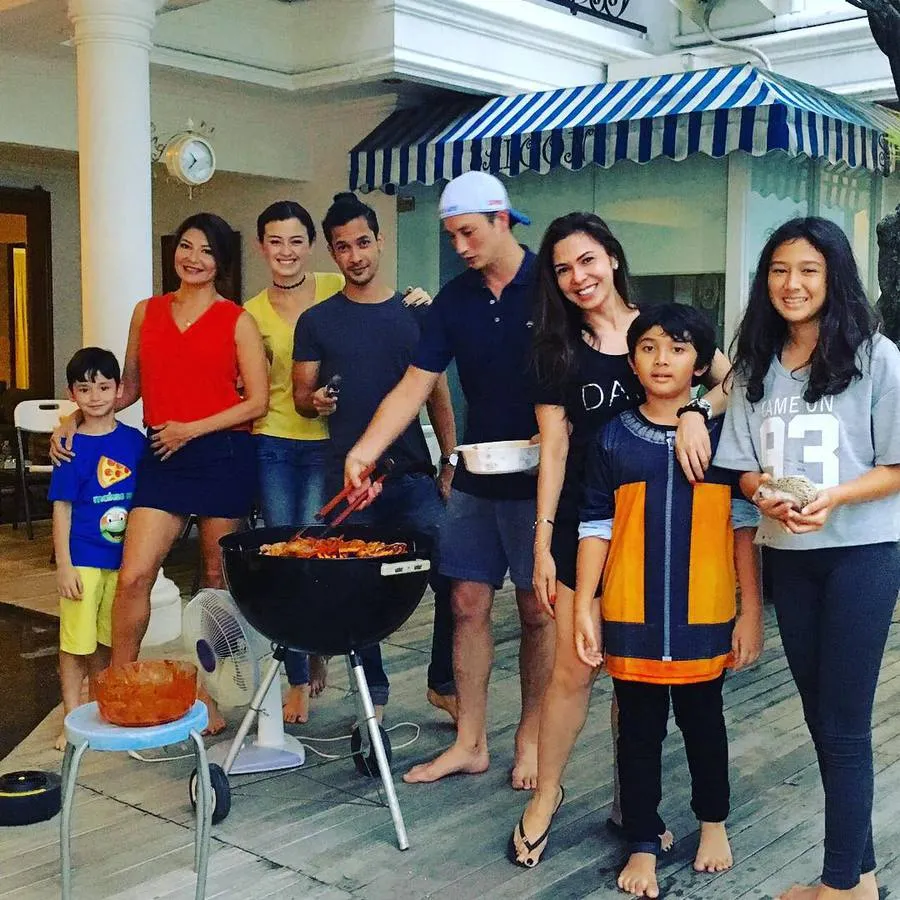 Kimberly & Edward sudah dapat restu dari keluarga © Instagram.com/kimberlyryder