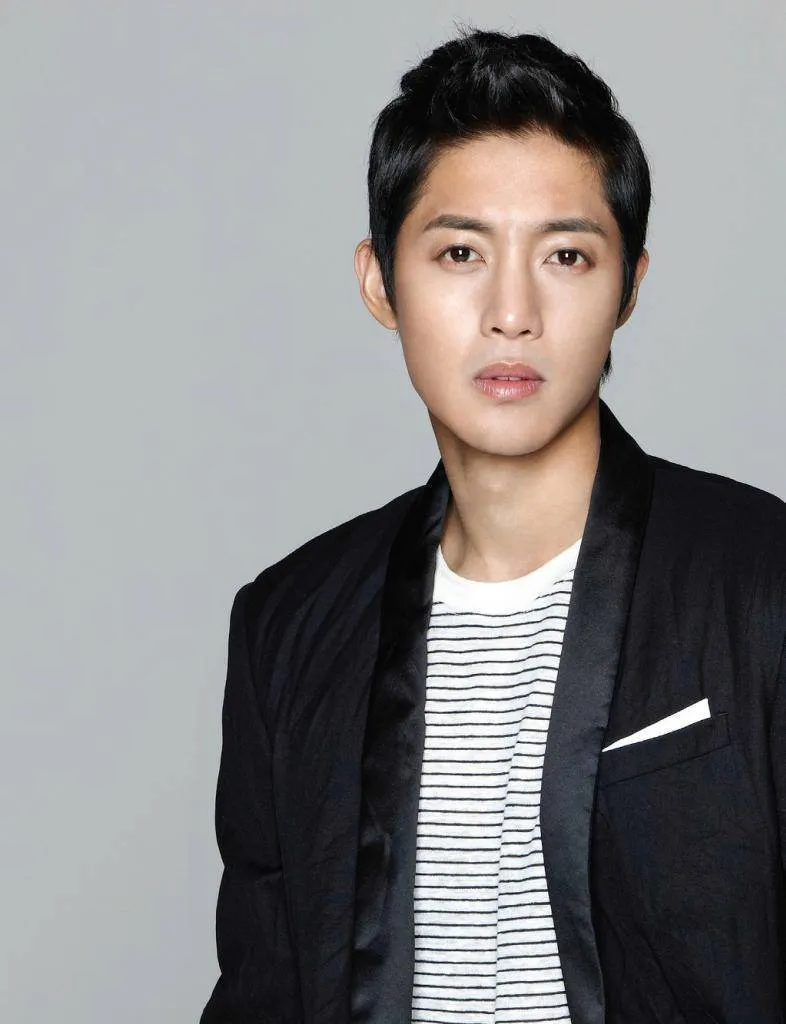 Kim Hyun Joong akan mengadakan konferensi pers hari ini (17/9). ©allkpop.com