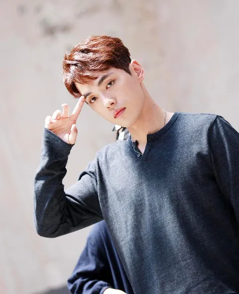 Kim Jung Hyun memukau sebagai anak SMA di School 2017 © EToday