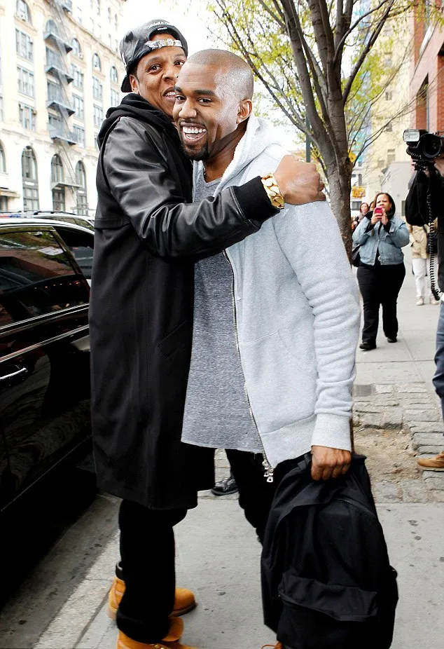 Jay Z dan Kanye West @ dailymail.co.uk