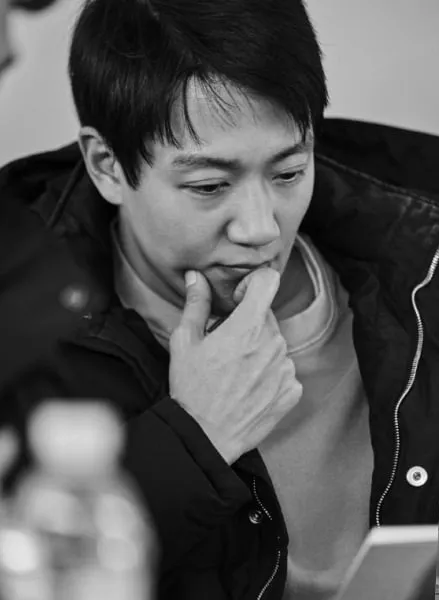 Kim Rae Won saat baca naskah THE MOST ORDINARY ROMANCE  © Zip Cinema