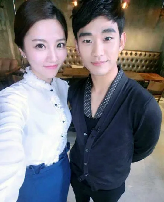 Selca Kim Soo Hyun bersama dengan Jang Seo Yeob @soompi.com