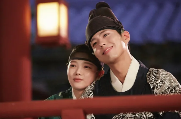 Park Bo Gum mengaku sempat canggung saat pertama kali bertemu dengan Kim Yoo Jung. ©soompi.com