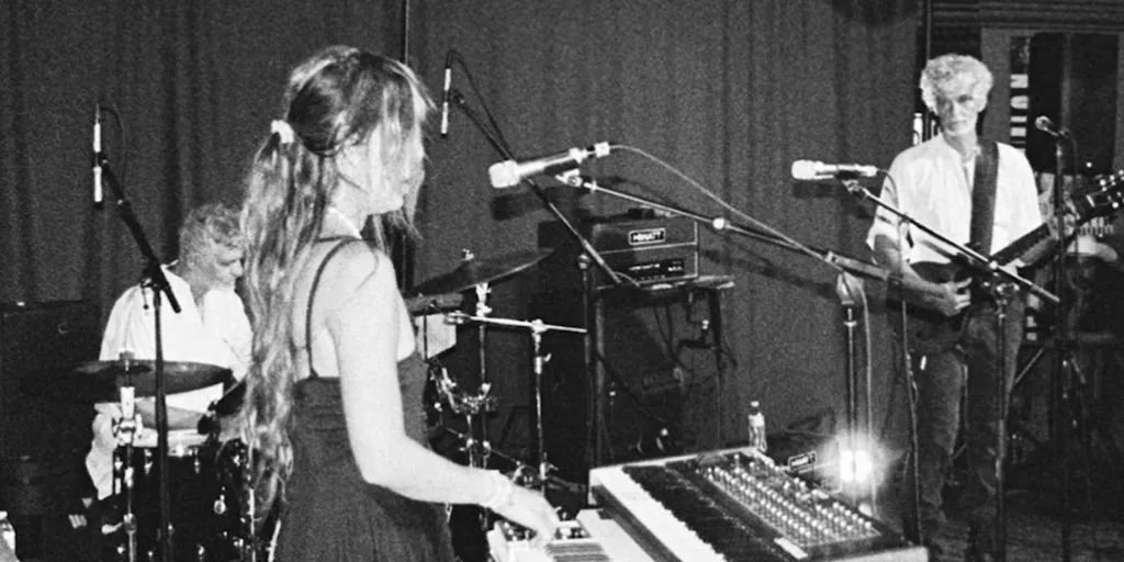 Blonde Redhead - Snowman