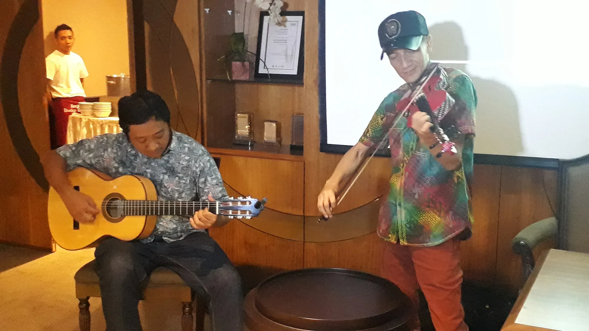 Persiapan Konser Tribute to Nusantara: Apresiasi to Koes Plus. © KapanLagi.com/Fikri Alfi Rosyadi