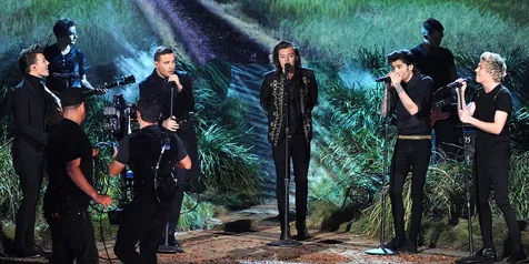 One Direction - Up All Night (Terjemahan)