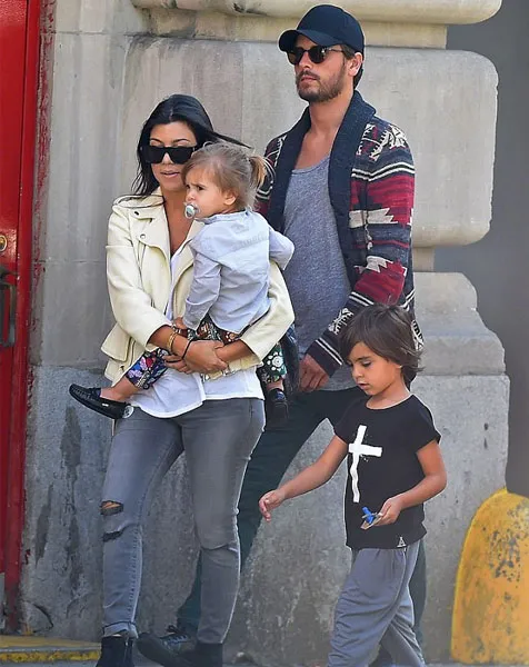 Happy 'family'! @ splashnews.com