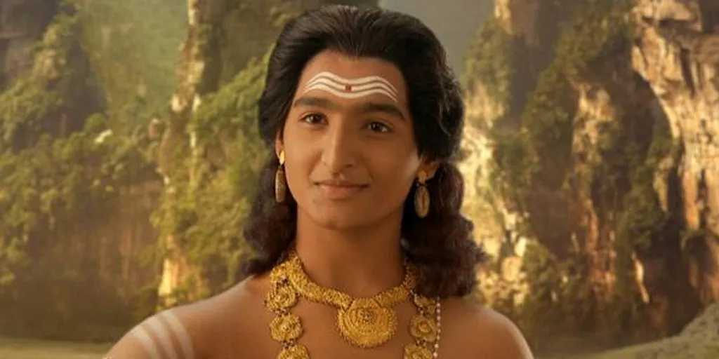 Setiap pagi, Rushiraj berdoa kepada Dewa Kartikey. @india-forums
