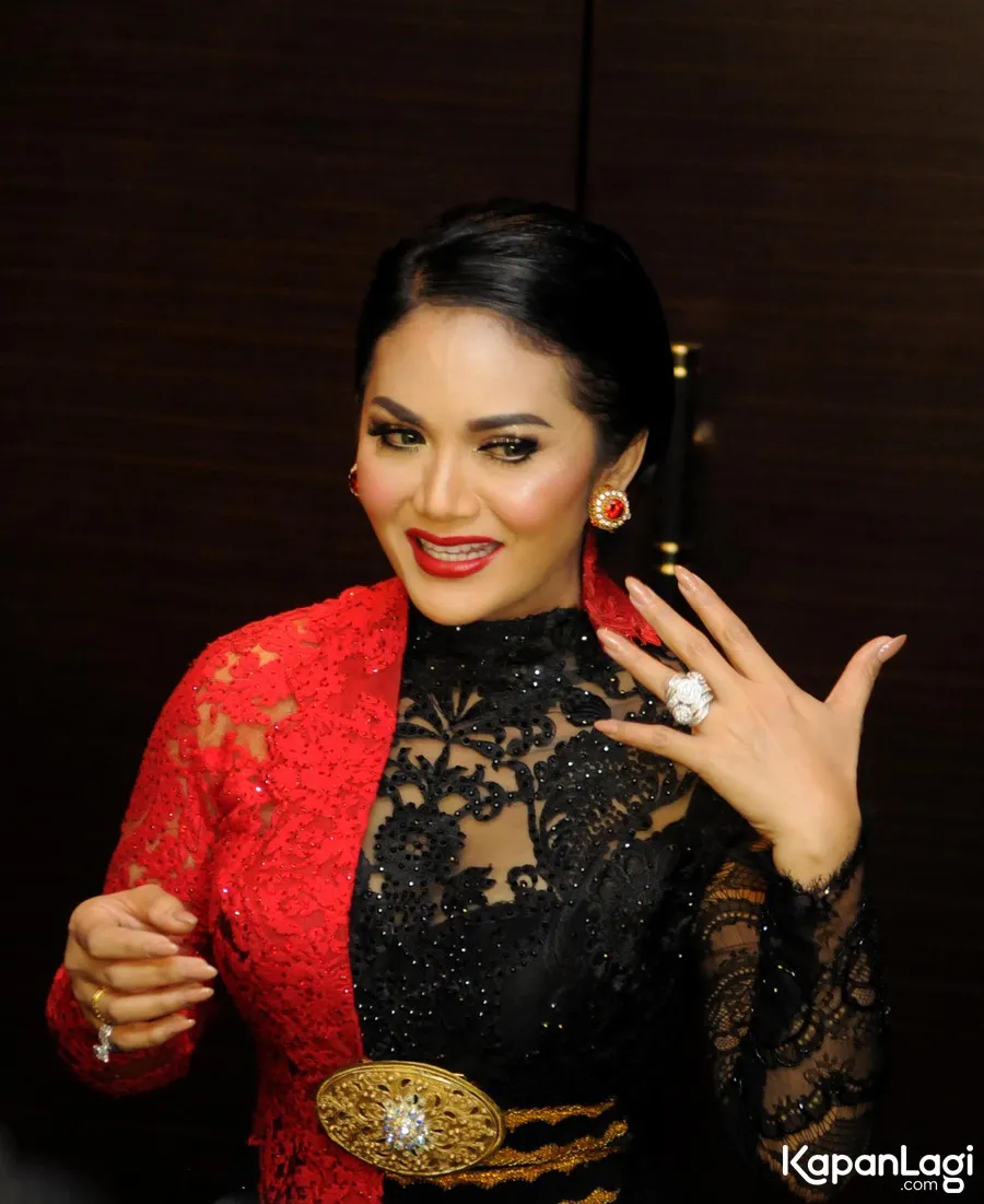 Krisdayanti mengungkap rencana tahun barunya. ©KapanLagi.com/Bayu Herdianto