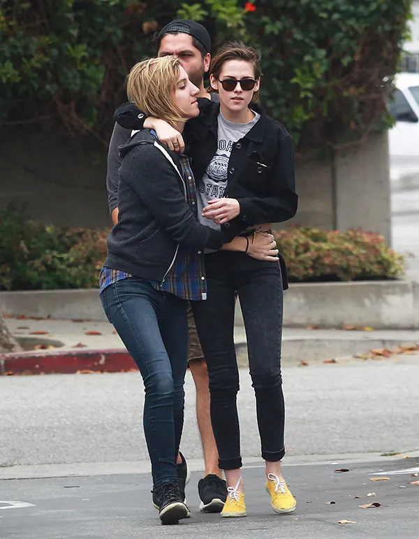 Kristen Stewart dan Alicia Cargile dikabarkan telah menikah © Splashnews.com
