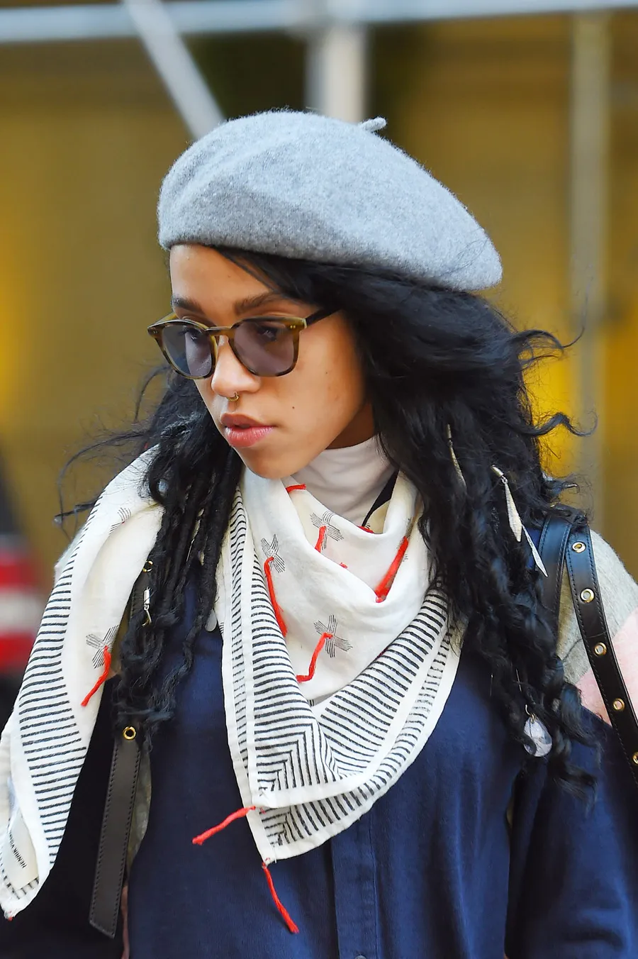 Kristen menaruh rasa curiga yang besar pada Twigs ©fameflynet.com