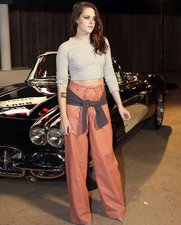 Kristen Stewart @ dailymail.co.uk