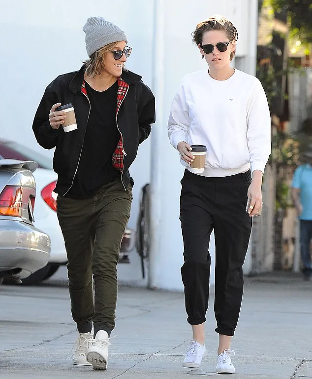 Kristen dan Alicia mendapatkan support dari ibunya ©shutterstock.com