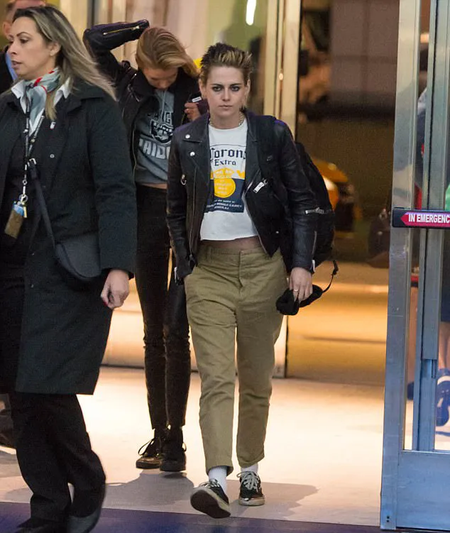 Kristen Stewart tomboy banget © dailymail.co.uk
