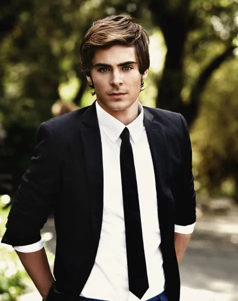 Zac Efron @ fanpop.com 