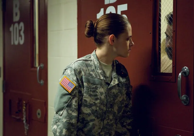 Kristen Stewart dalam film 'CAMP X RAY' @ istimewa