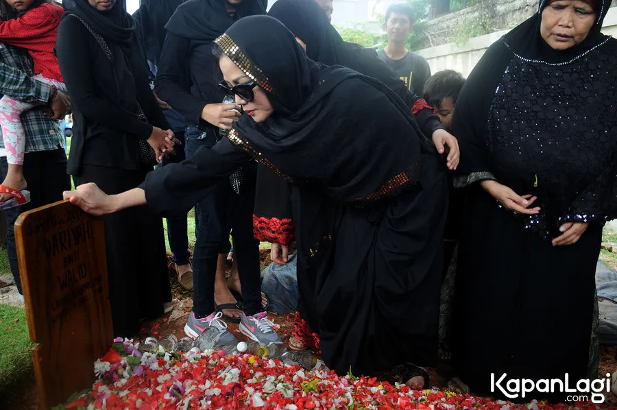 Kristina mengungkap almarhum ibunya ingin ia menikah lagi. ©KapanLagi.com/Bayu Herdianto