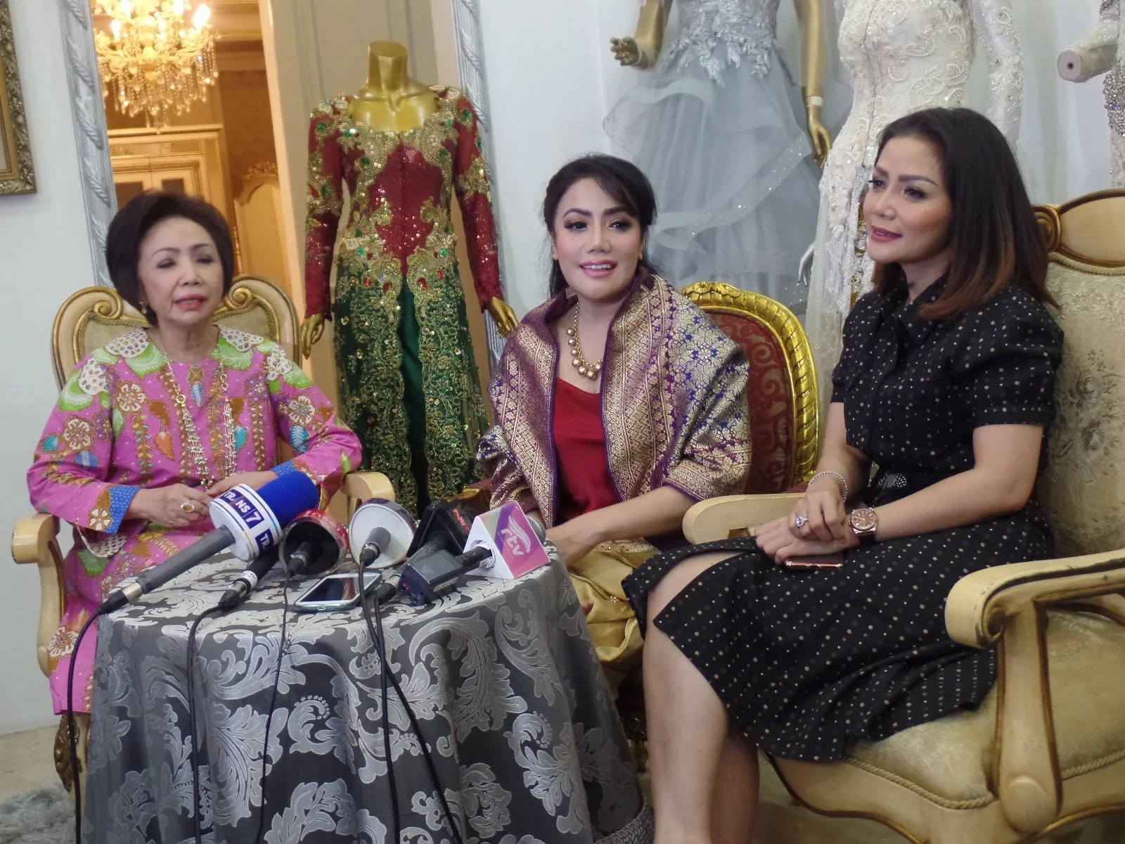 Kristina senang akhirnya lulus © KapanLagi.com®/Sahal Fadhli