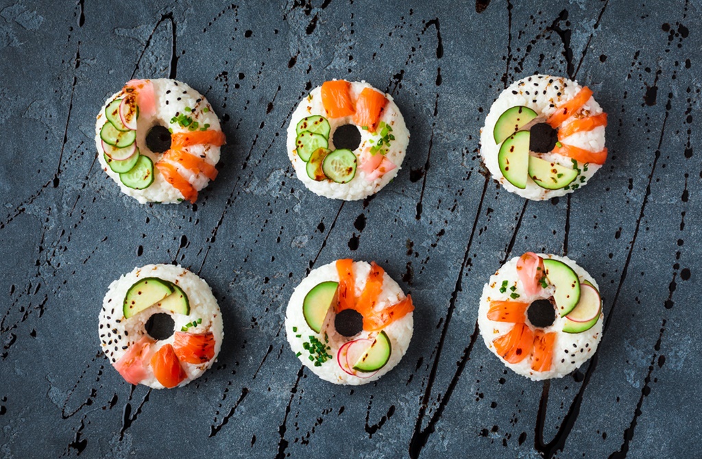 Ilustrasi donat sushi (credit: Shutterstock)