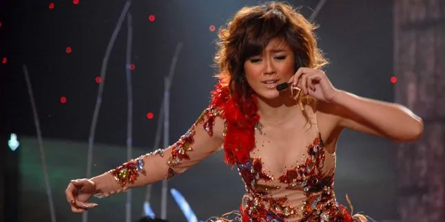 Kembali Raih 'The Best Asian Artist Award'