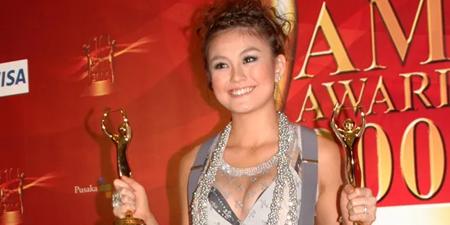 Borong Awards di Satu Ajang
