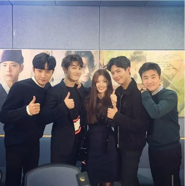 Foto reunian bintang MOONLIGHT DRAWN BY CLOUDS. ©Instagram/kwakdongyeon0