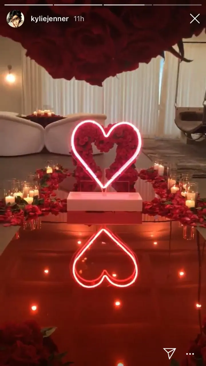 Ini lho ujung terowongan cinta Travis Scott © instagram.com/kyliejenner