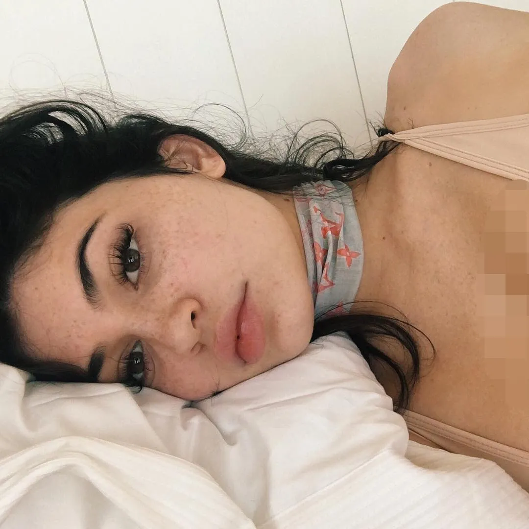 Wajah asli Kylie Jenner @ instagram.com/kyliejenner
