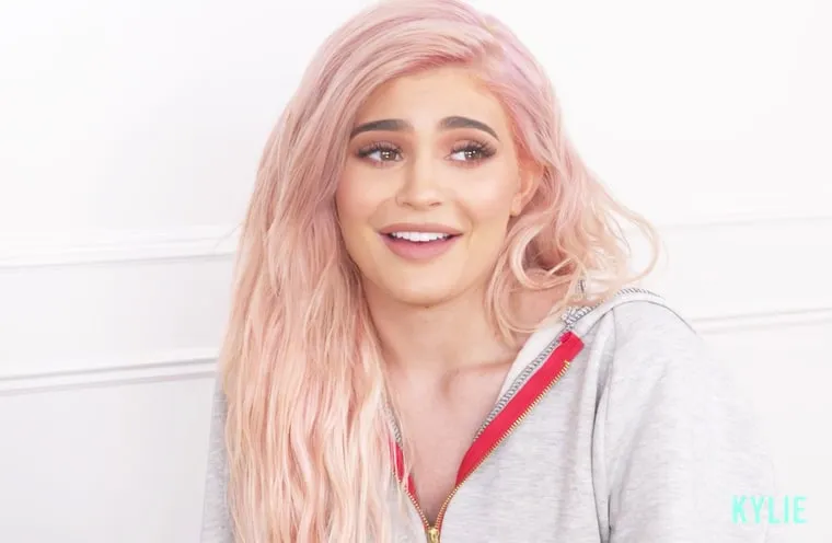 Kylie bantah pasang implan payudara dan pantat © Kylie's Apps