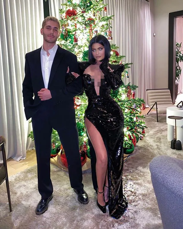 instagram.com/kyliejenner