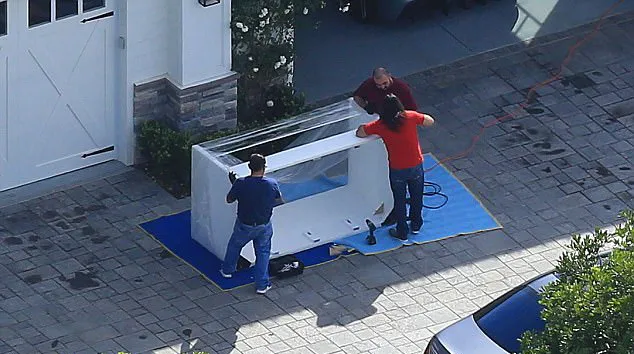 Inilah ranjang yang dibeli Kylie untuk bayinya © dailymail.co.uk