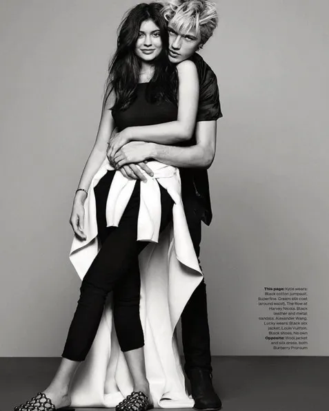 Kylie pose mesra bareng Lucky © instagram.com/kyliejenner