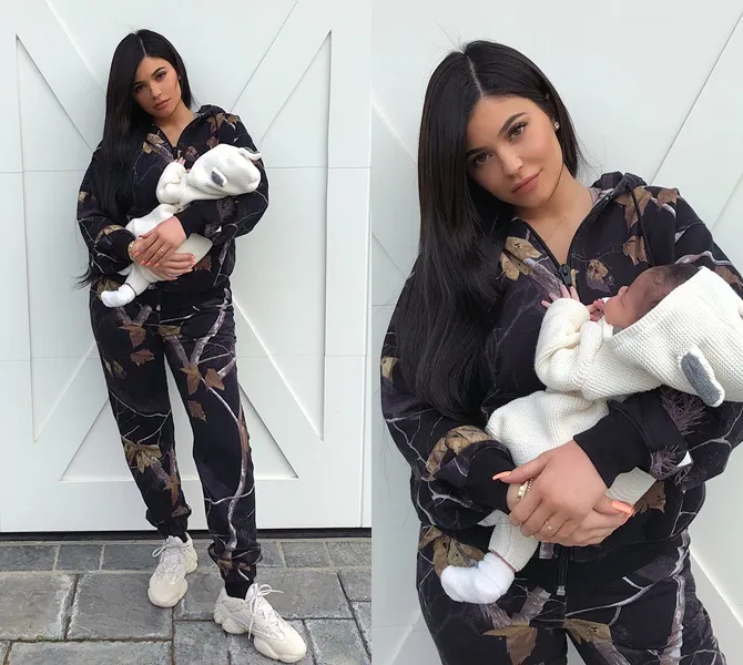 Kylie Jenner mempostong fotonya bersama Baby Stormi. © Instagram/kyliejenner