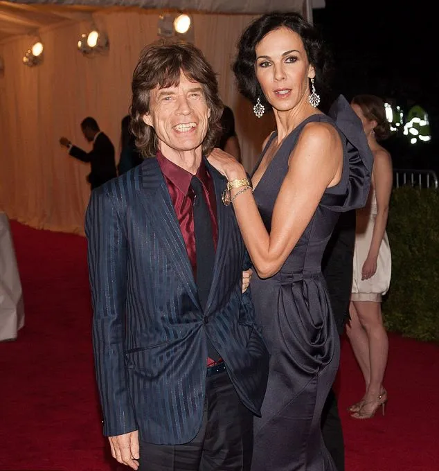 Mick Jagger dan L'Wren Scott @ dailymail.co.uk