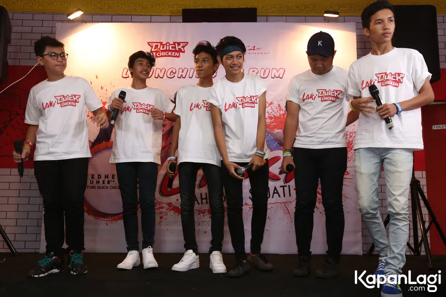 Boyband LAKI bernyanyi sambil berdakwah © KapanLagi.com®/Budy Santoso