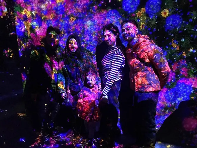 Shela Lala bersama Raffi Ahmad sekeluarga (credit: instagram.com/shela_lala96)