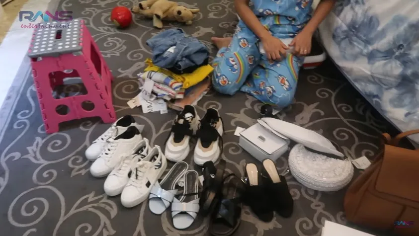 Barang yang dikembalikan Lala © youtube/ransentertainment