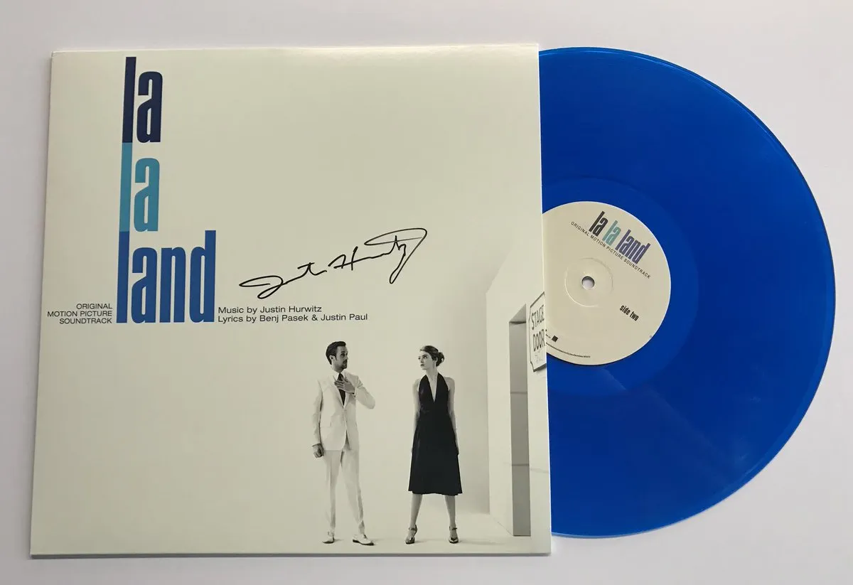 Vinyl soundtrack 'LA LA LAND' terjual laris di Amerika Serikat sejauh tahun 2017 ini.
