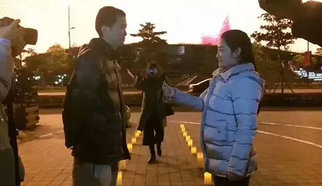 Lamaran Tersebut Sukses! © South China Morning Post