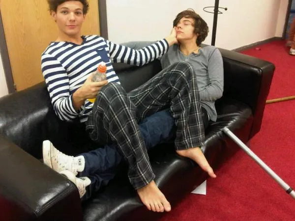 Louis dan Harry @foto: lovely-larryfanfics
