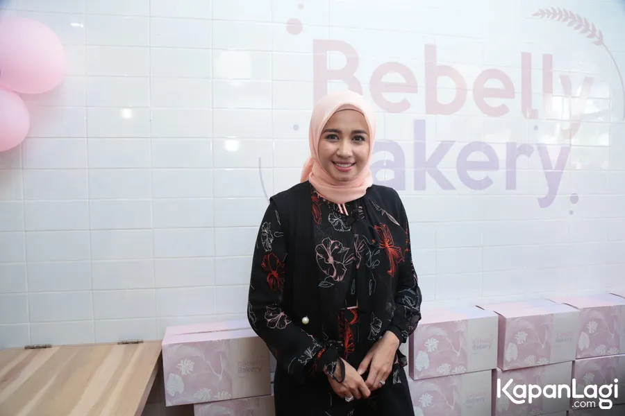 Asisten Laudya Cynthia Bella klarifikasi soal kabar penggelapan uang. cr: KapanLagi.com/Muhammad Akrom Sukarya