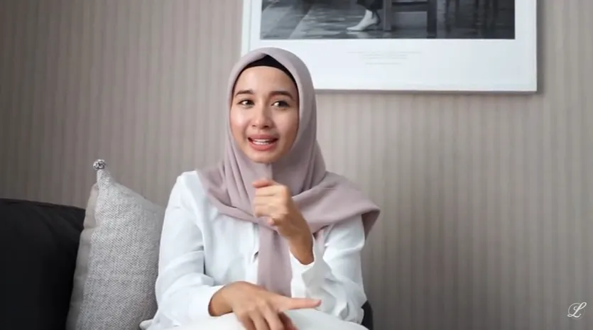 Dapat Bonus Asisten Rumah Tanggga Yang Lucu
