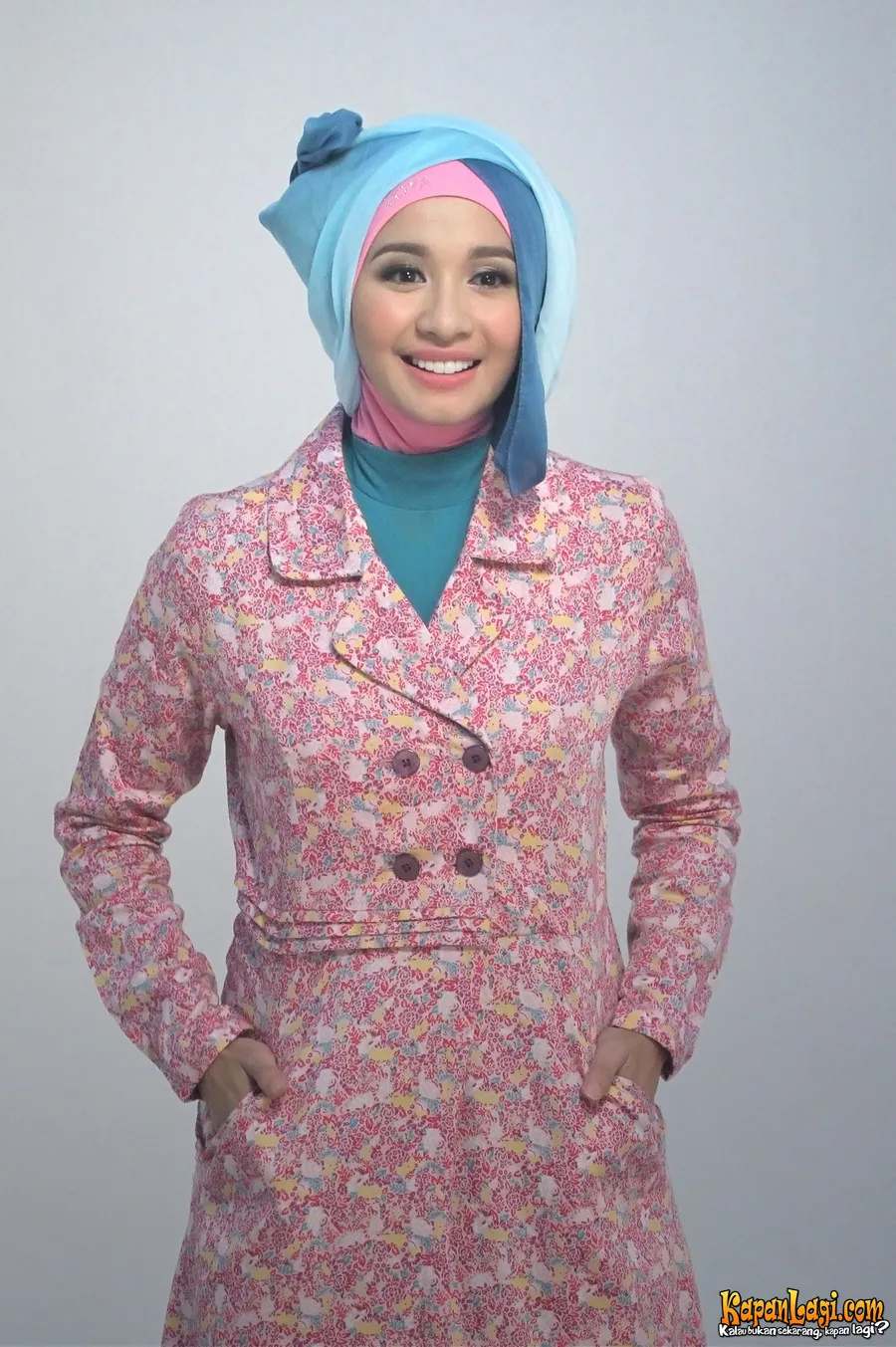 Baru belajar hijab, Laudya Cynthia Bella menyukai gaya yang simple. ©KapanLagi.com®/Bambang E Ros
