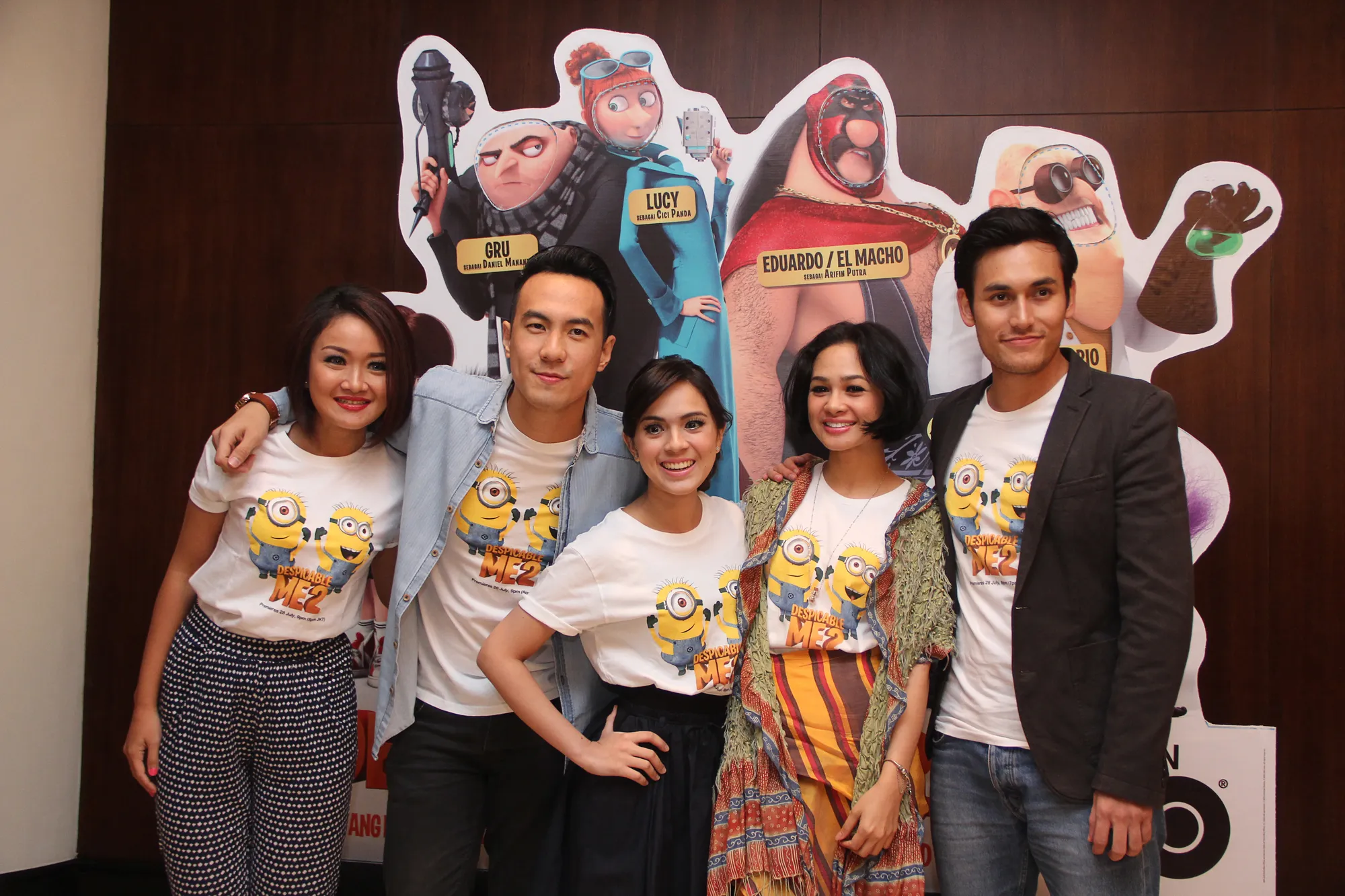 Andien bersama para pengisi suara Despicable Me 2 @KapanLagi.com/Agus Apriyanto