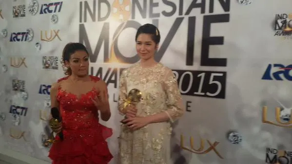Selamat untuk Laura Basuki atas penghargaan Pemeran Pendukung Wanita Terbaik di IMA 2015 ©twitter.com/OfficialRCTI