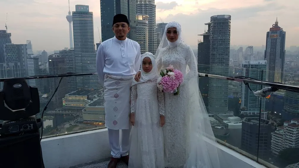 Engku Emran ungkap harapannya setelah menikah dengan Laudya Cynthia Bella. © astrogempak.com