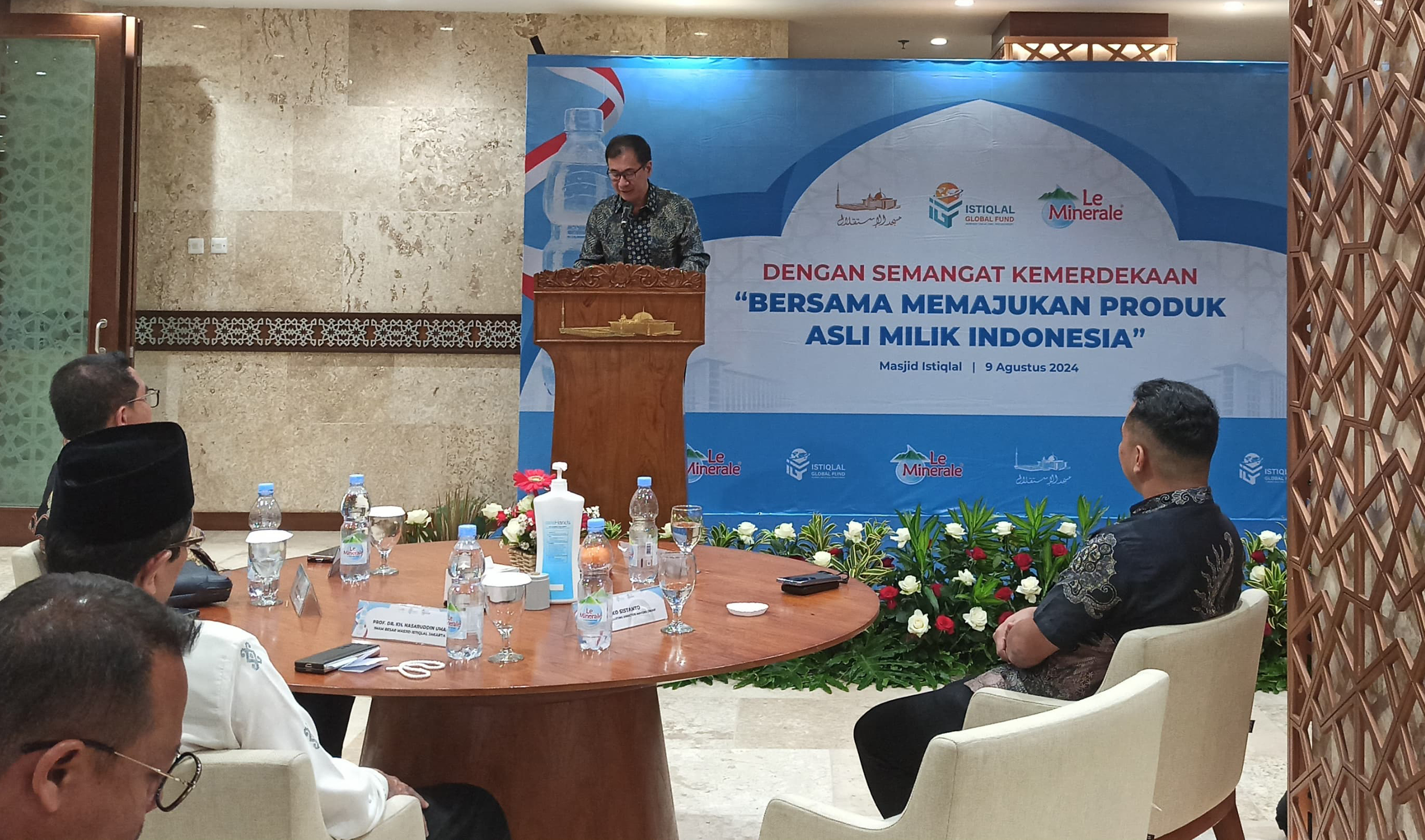 Sales & Marketing Director of PT Tirta Fresindo Jaya, Riko Sistanto, at the Inauguration of the Collaboration between Istiqlal Mosque and Le Minerale, in Jakarta, Friday (9/8)/Stella Maris.