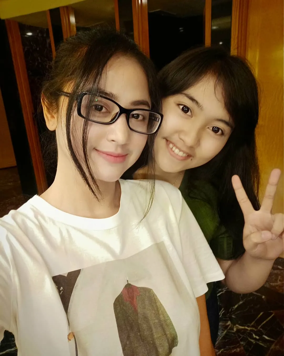 Lebby Wilayati dan Dewi Perssik © Insatgram/lebbywilayati