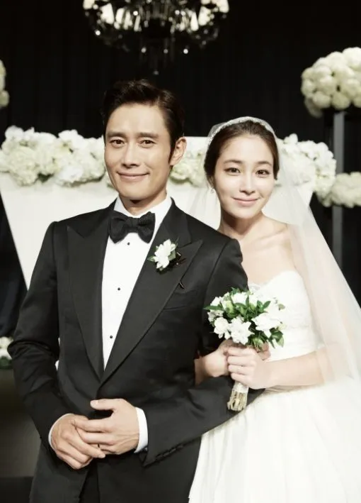 Pernikahan Lee Byung Hun dan Lee Min Jung @soompi.com