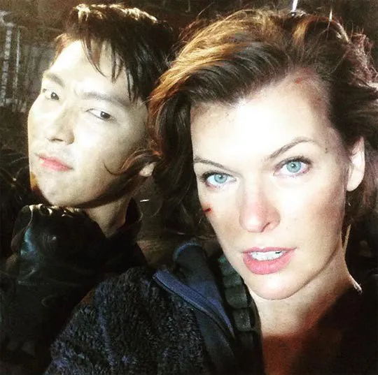 Begini penampilan Lee Joon Ki dengan Milla Jovovich dalam RESIDENT EVIL: THE FINAL CHAPTER © allkpop